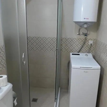 Nikol 2 Deluxe Apartment